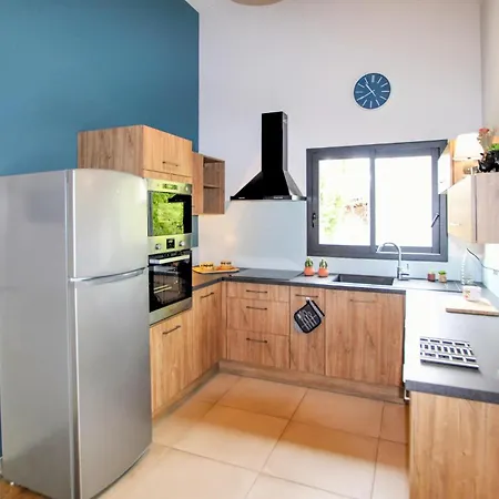 2 Bedroom Pet Friendly In Holiday home